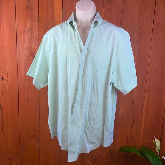 Mens short sleeve shirt with buttoned collar size 2XL by Croft and Barrow - Picture 1 of 7
